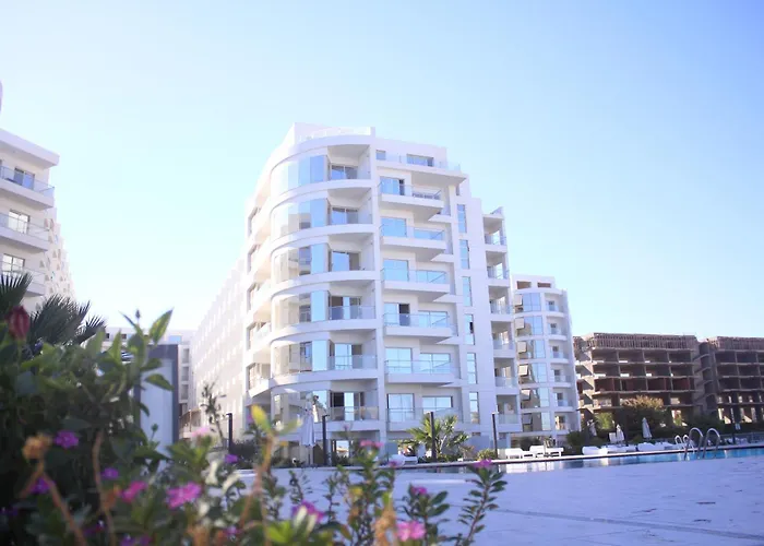 Luxury Serviced Apartmanhotel 3*