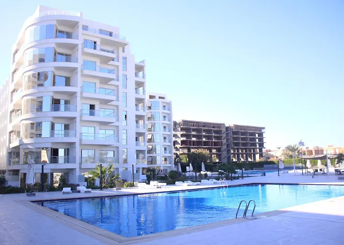 Apartmanhotel Luxury Serviced Gurdaka