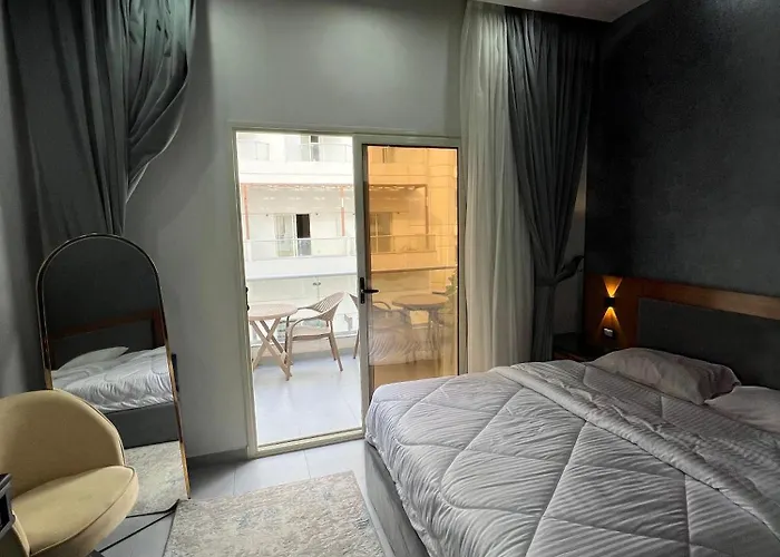 Luxury Serviced Apartmanhotel