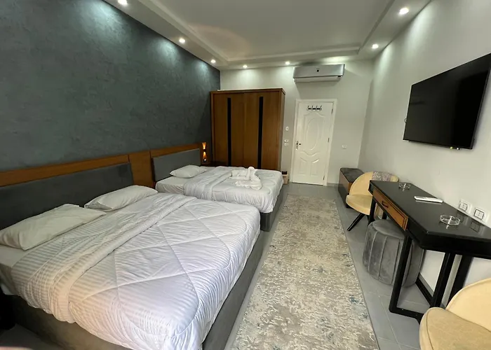 Luxury Serviced Apartmanhotel 3*